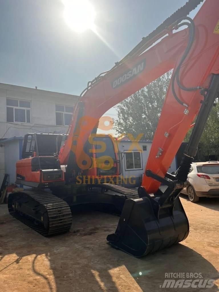 Doosan DX300LC-9C Raupenbagger