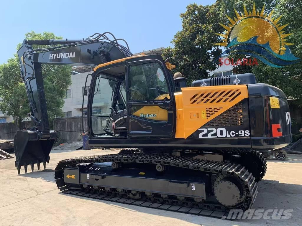 Hyundai R220LC-9S Raupenbagger