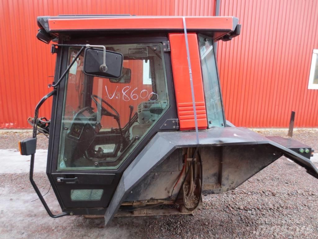 Valmet 8600 Kabinen