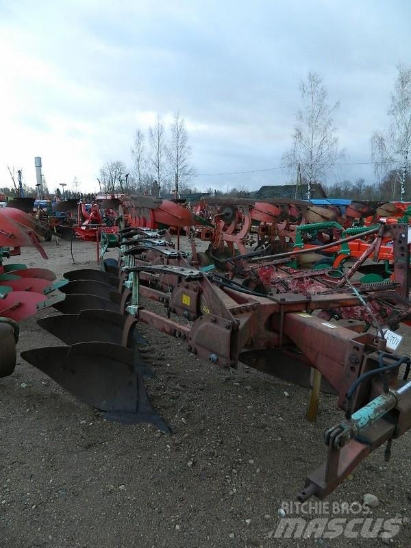 Kverneland 5 Konventionelle Pflüge