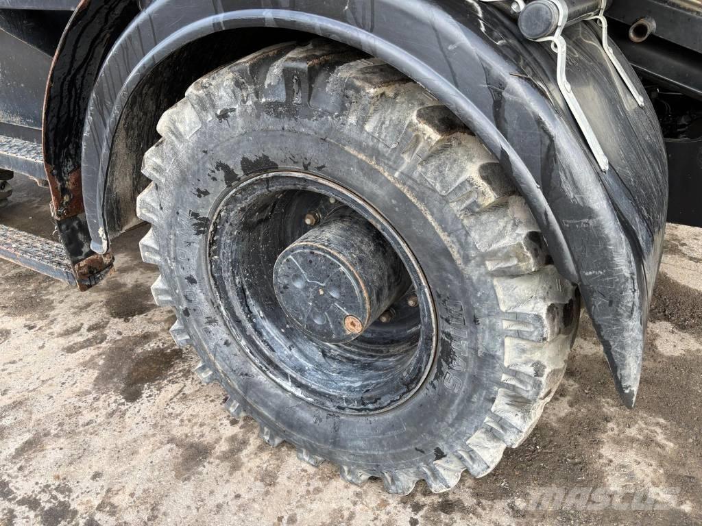 CAT M 313 D Mobilbagger