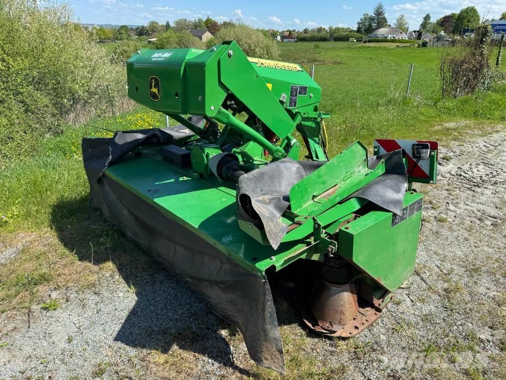John Deere 131 Gezogene und selbstfahrende Mäher