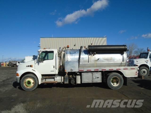 Sterling Acterra Saug- und Druckwagen