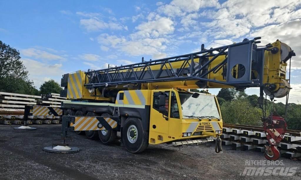 Terex AC140C Ruwterrein kranen