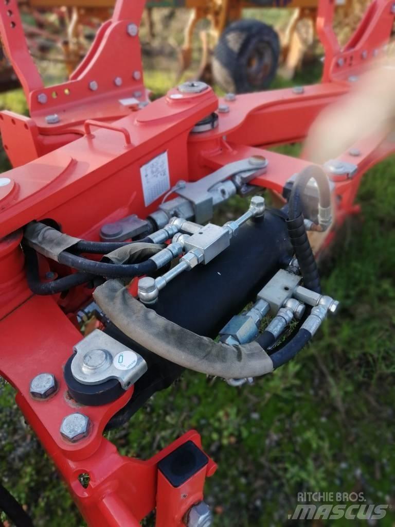 Maschio UNICO M 4+1 Wendepflüge