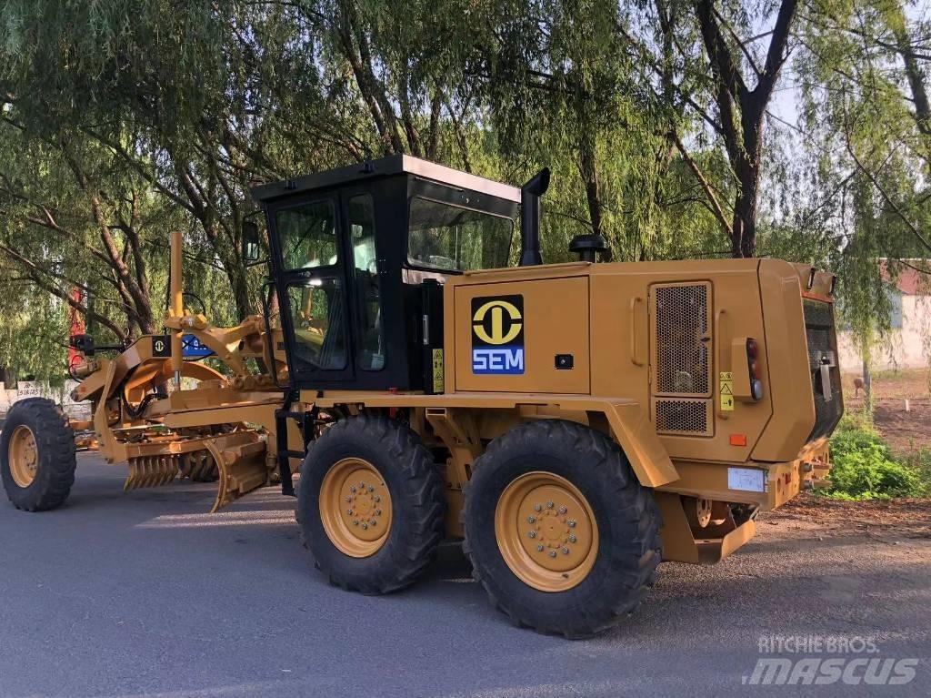 SEM 915 motor grader Grader