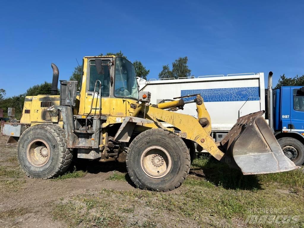 Komatsu WA 320 Radlader