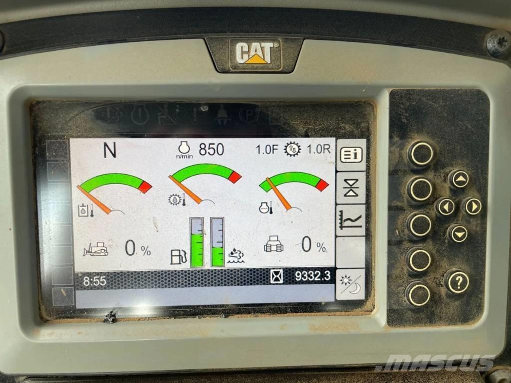 CAT D6N XL Bulldozer