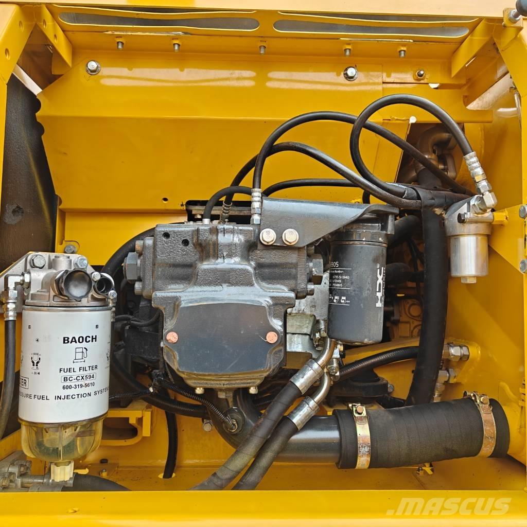 Komatsu 220-8 Raupenbagger