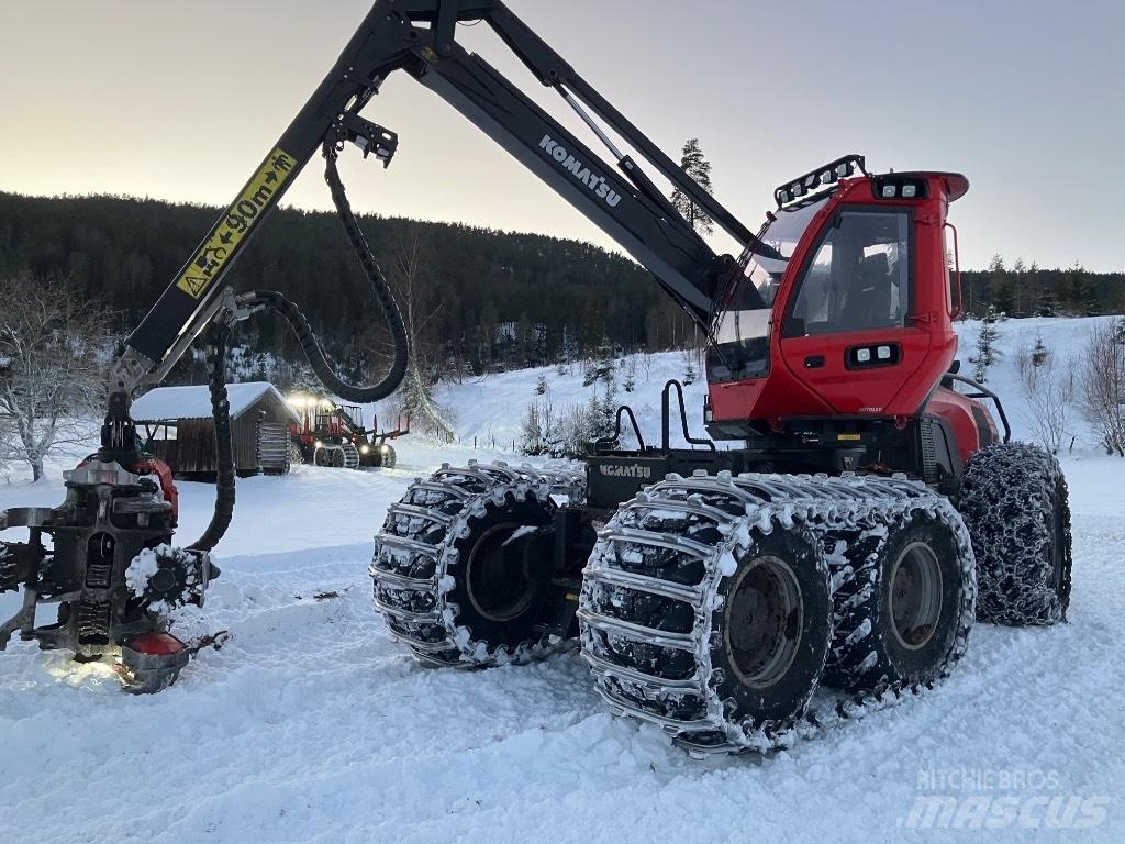 Komatsu 951 Harvester