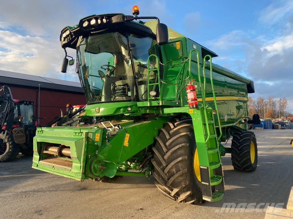 John Deere W 540i Mähdrescher