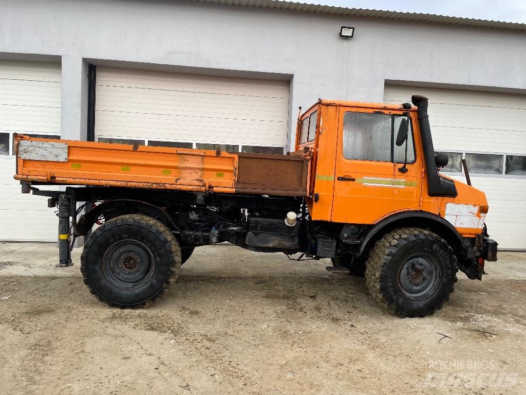 Mercedes-Benz Unimog Arbeitsfahrzeuge