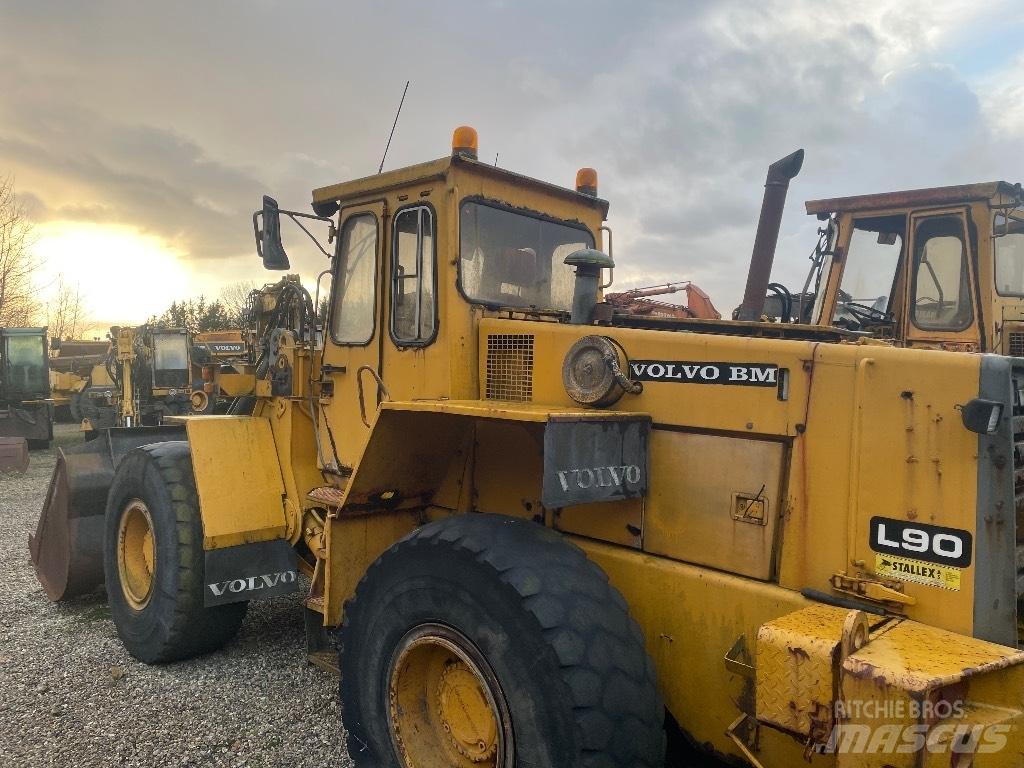 Volvo L90 Radlader