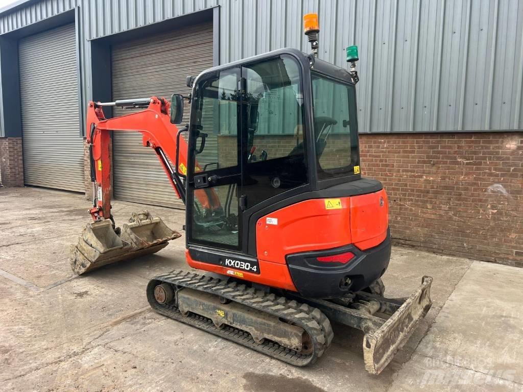 Kubota KX 030-4 Minibagger < 7t