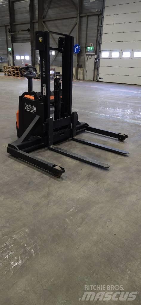 Toyota SWE140S Deichselstapler
