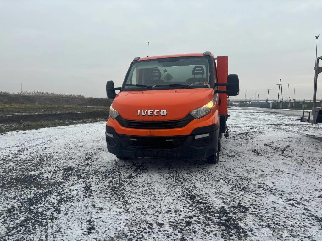 Iveco DAILY 35C14 Lieferwagen