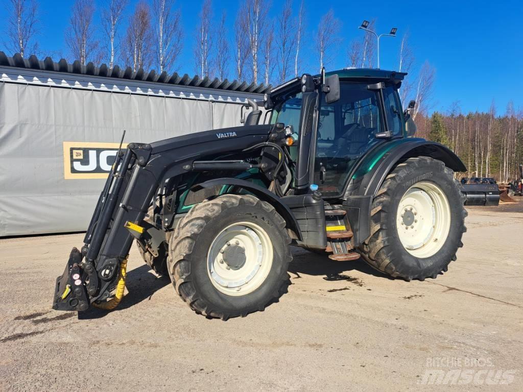 Valtra N 154 E Traktoren
