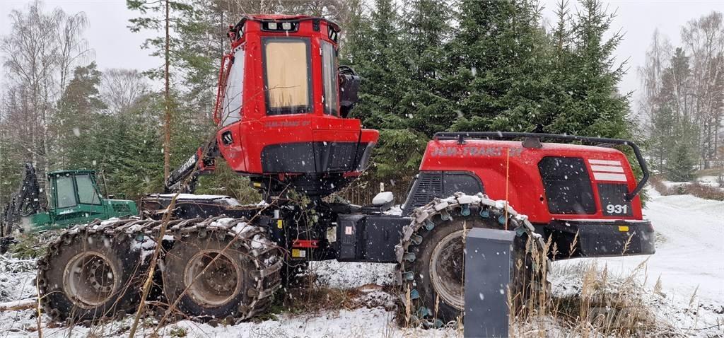 Komatsu 931 Harvester