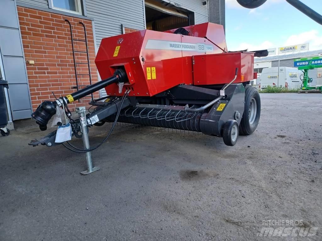 Massey Ferguson 1840 Quaderpressen