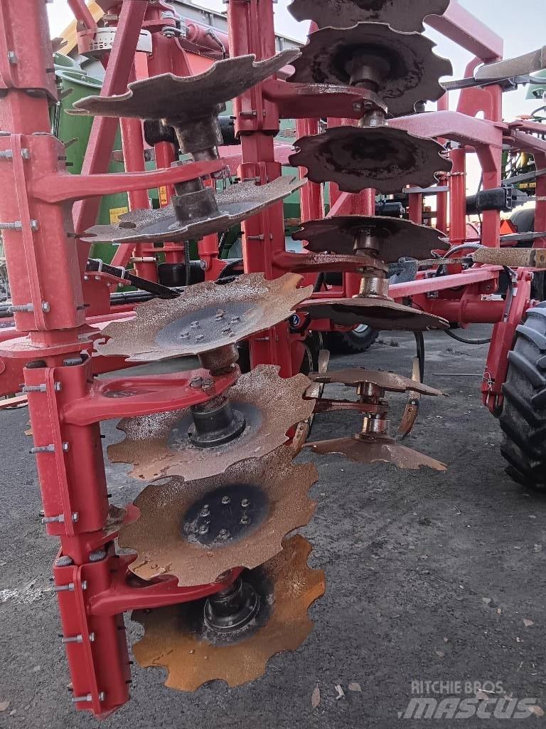 Horsch Terrano 4 MT Grubber