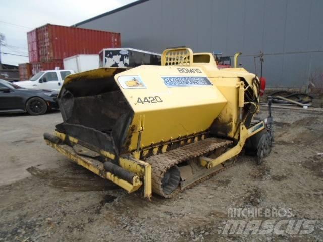 Bomag PROPAVER 4420 Strassenfertiger