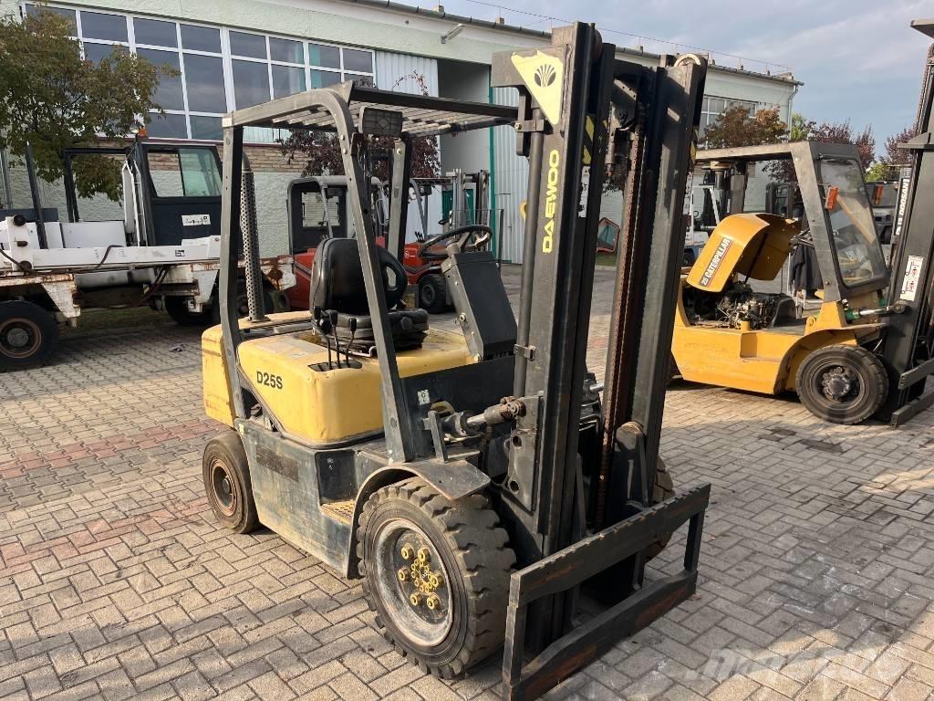 Daewoo D25S3 V-2311 Diesel heftrucks