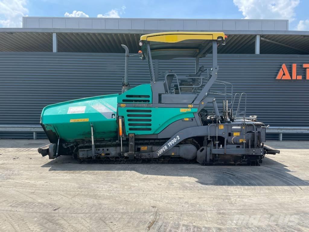 Vögele SUPER 1900-2 Strassenfertiger