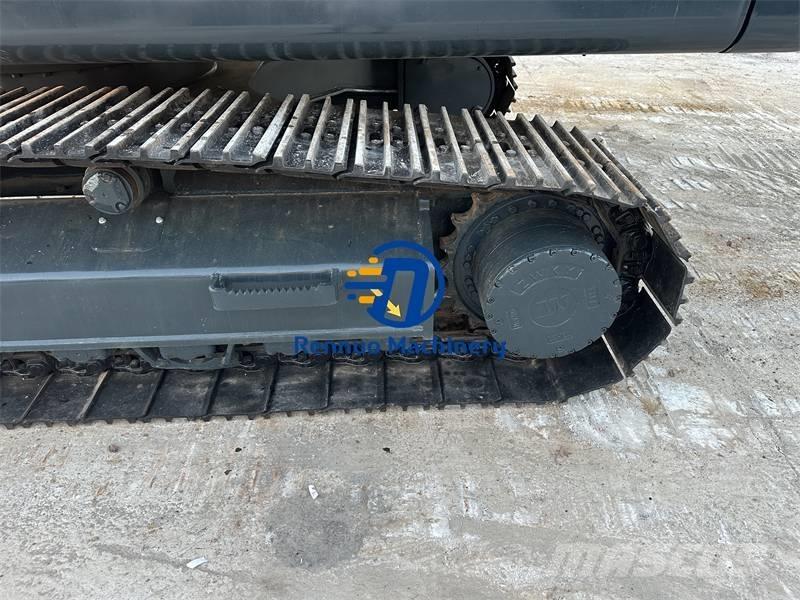 Hyundai HX220HD Raupenbagger