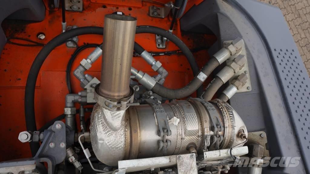 Hamm HP 180 i Gummiradwalzen