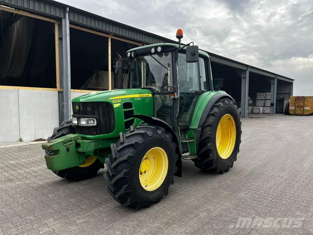 John Deere 6120 Traktoren