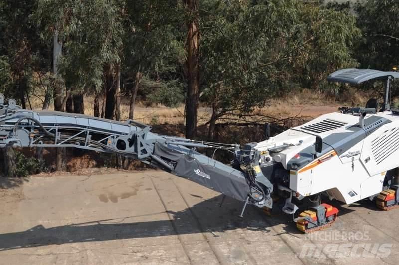 Wirtgen W130F Andere Fahrzeuge