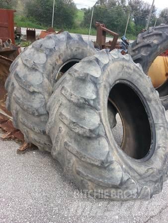  Pneus 540/65R28 Reifen