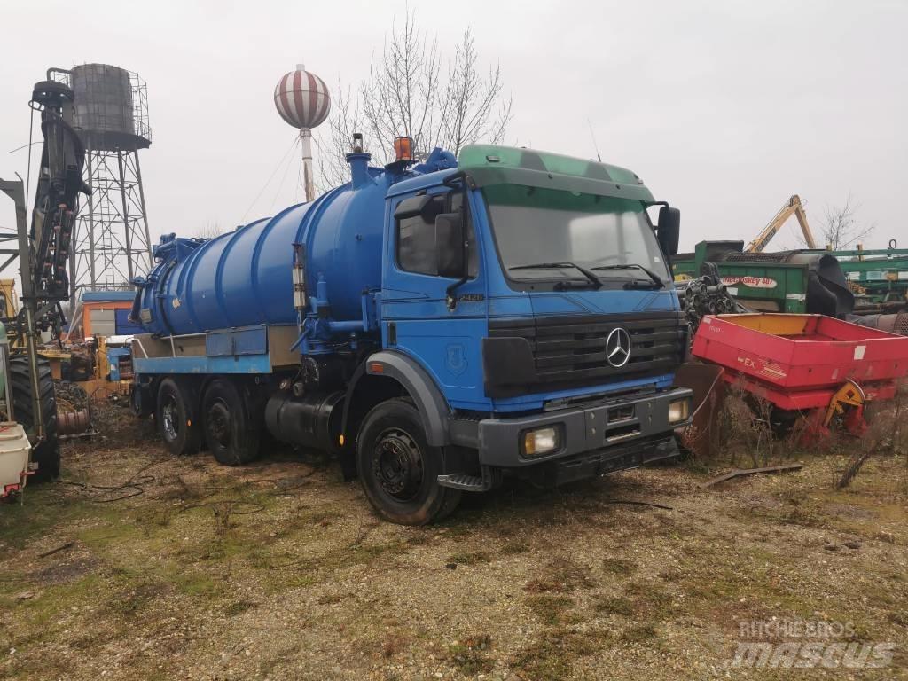 Mercedes-Benz 2426 Saug- und Druckwagen