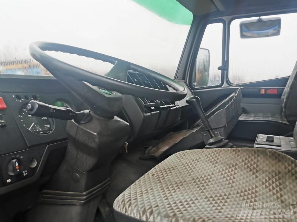 Mercedes-Benz 2426 Saug- und Druckwagen