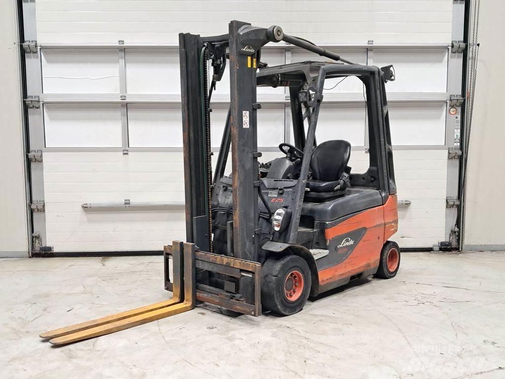 Linde E25-01 Elektrische heftrucks