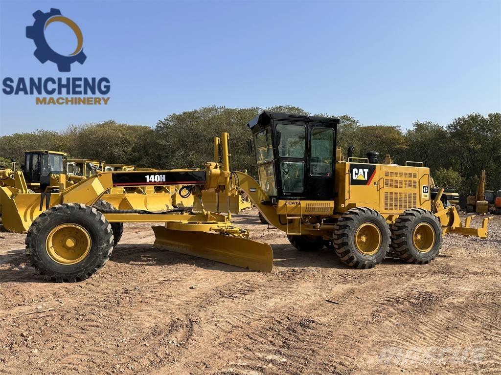 CAT 140H Grader