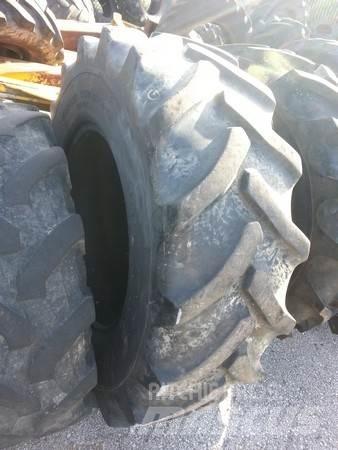  Pneu 14.9R24 Reifen