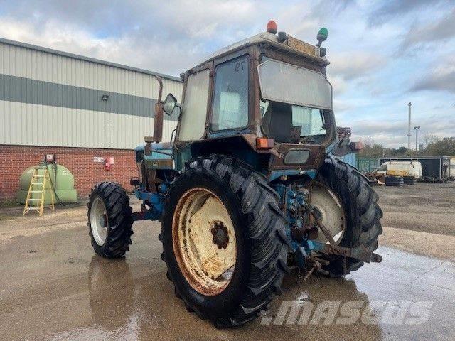 Ford 8210 Traktoren