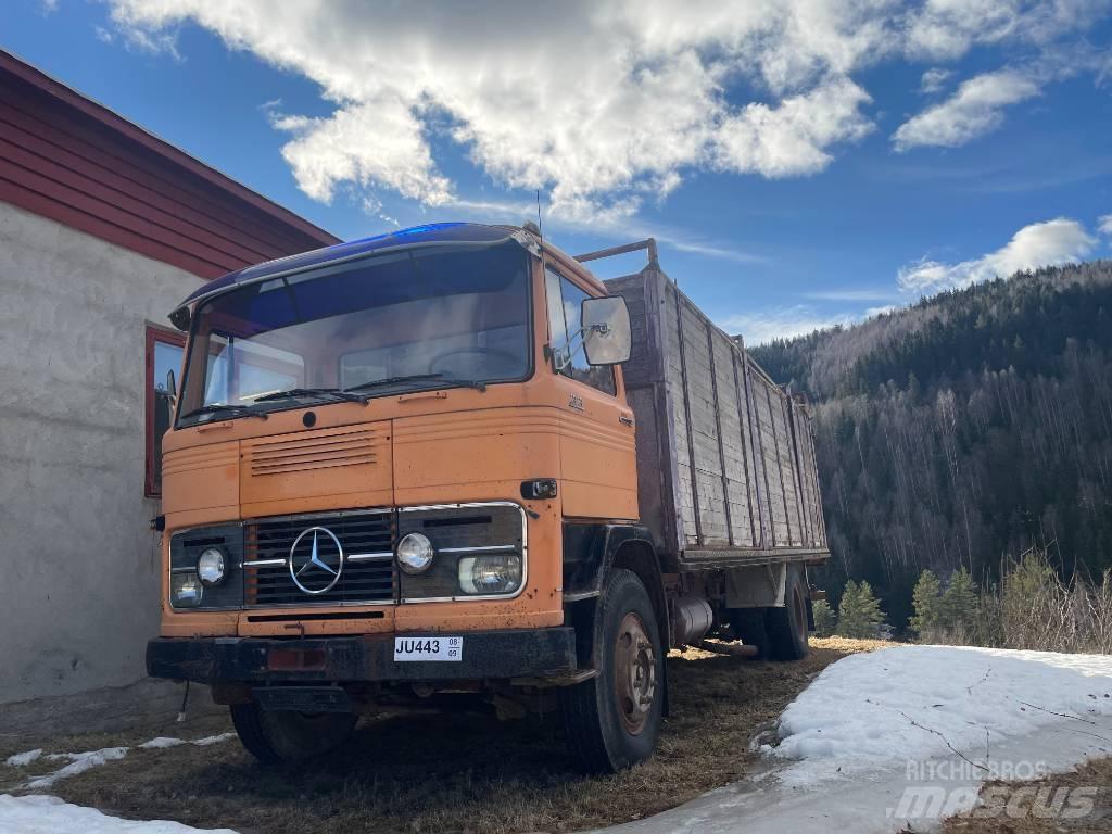 Mercedes-Benz LP1313 Tiertransporter