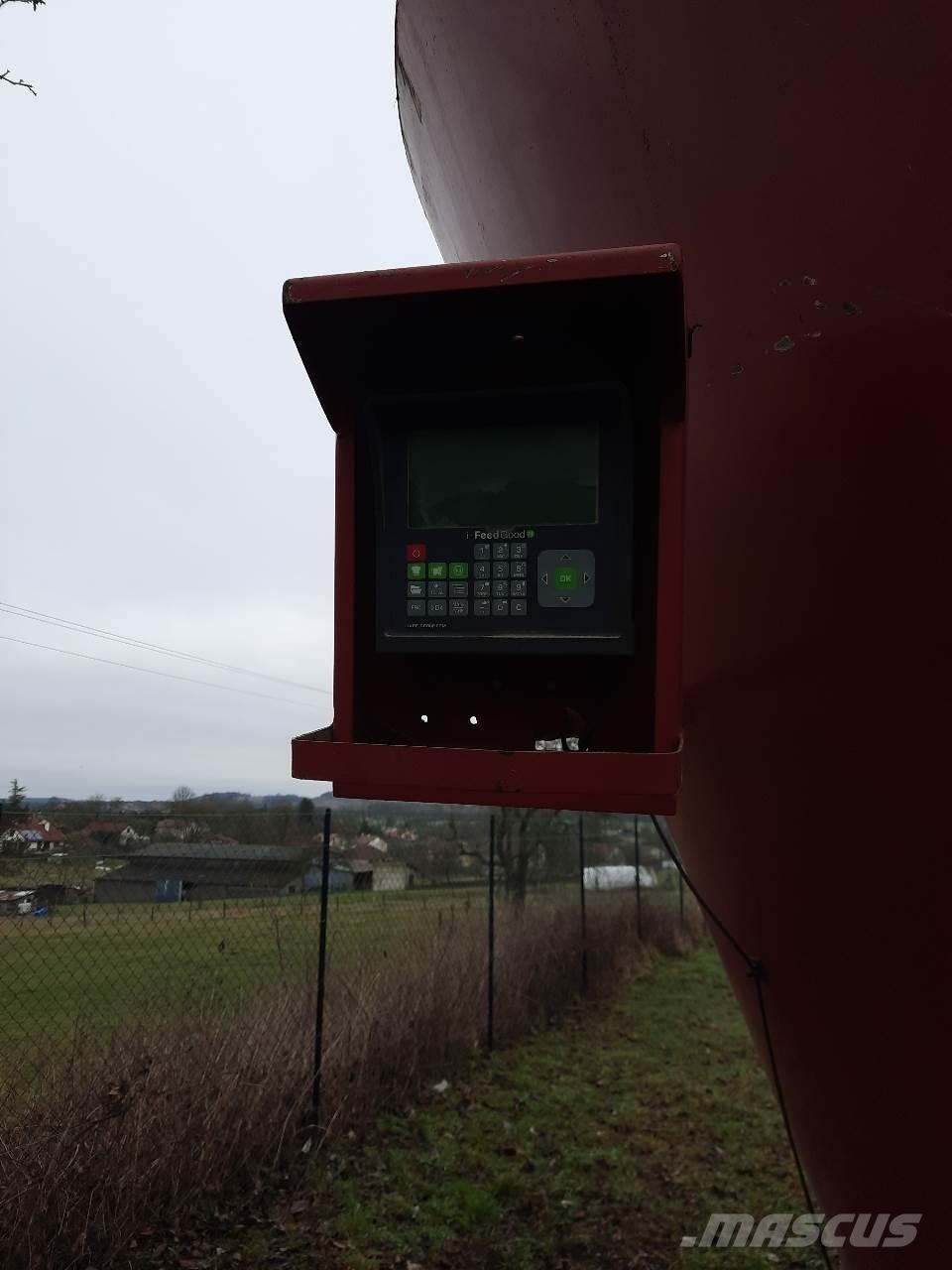 RMH Mixell 302 Feeder