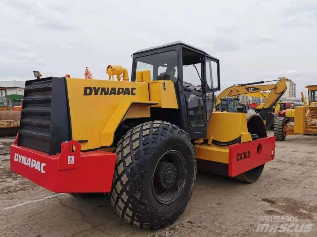 Dynapac CA 30 D Walzenzüge