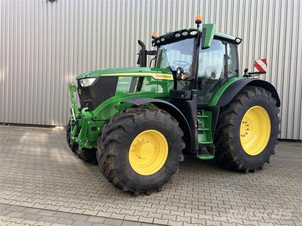 John Deere 6R 215 Traktoren