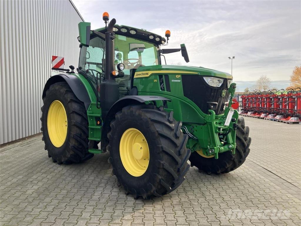 John Deere 6R 215 Traktoren