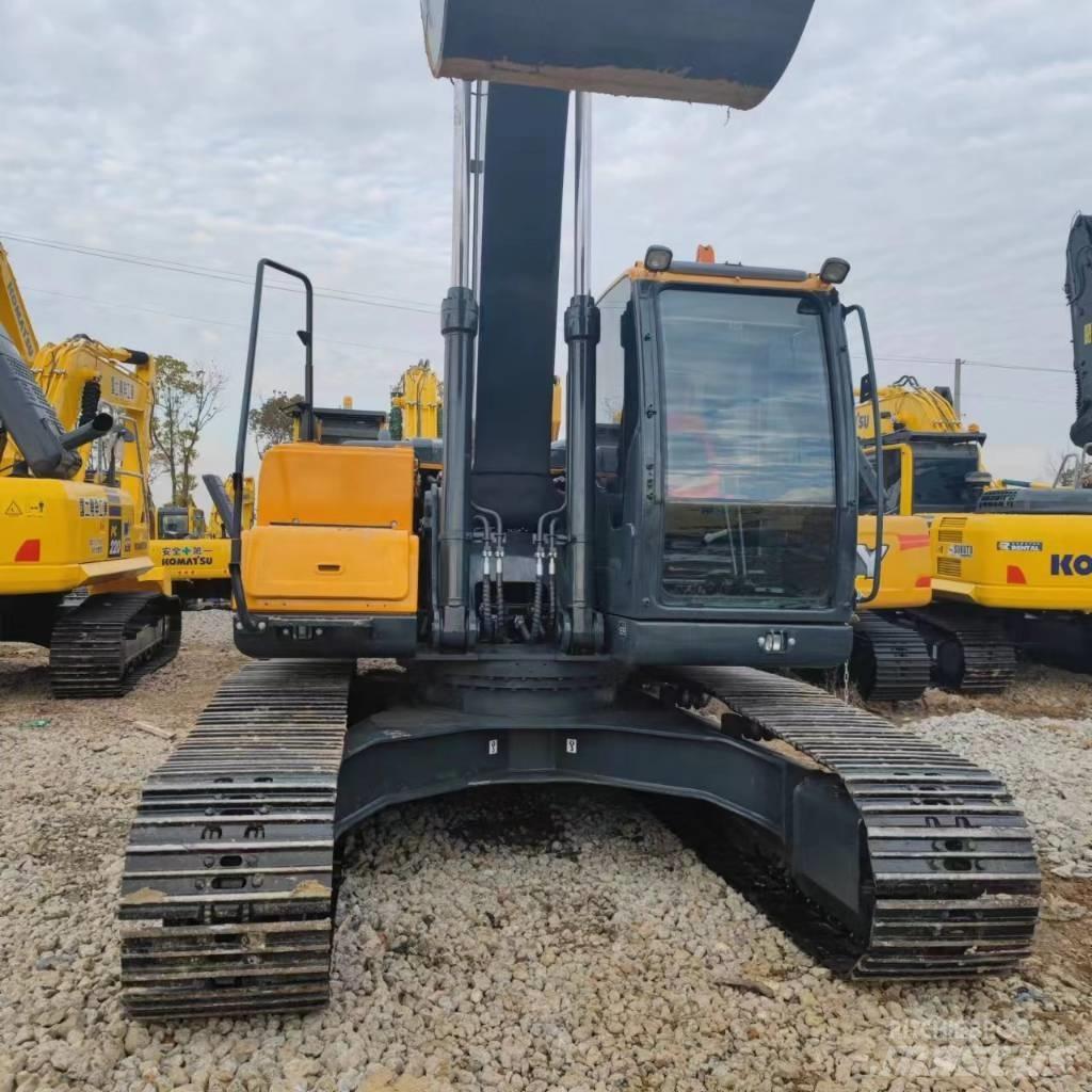 Hyundai 225VS Raupenbagger