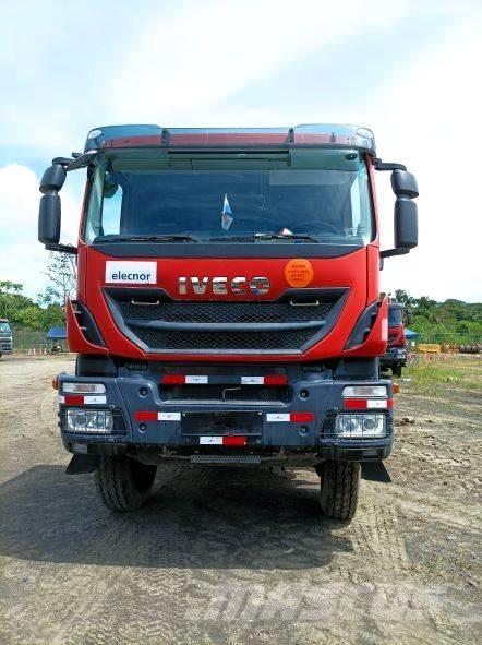 Iveco Trakker 410 Kranwagen