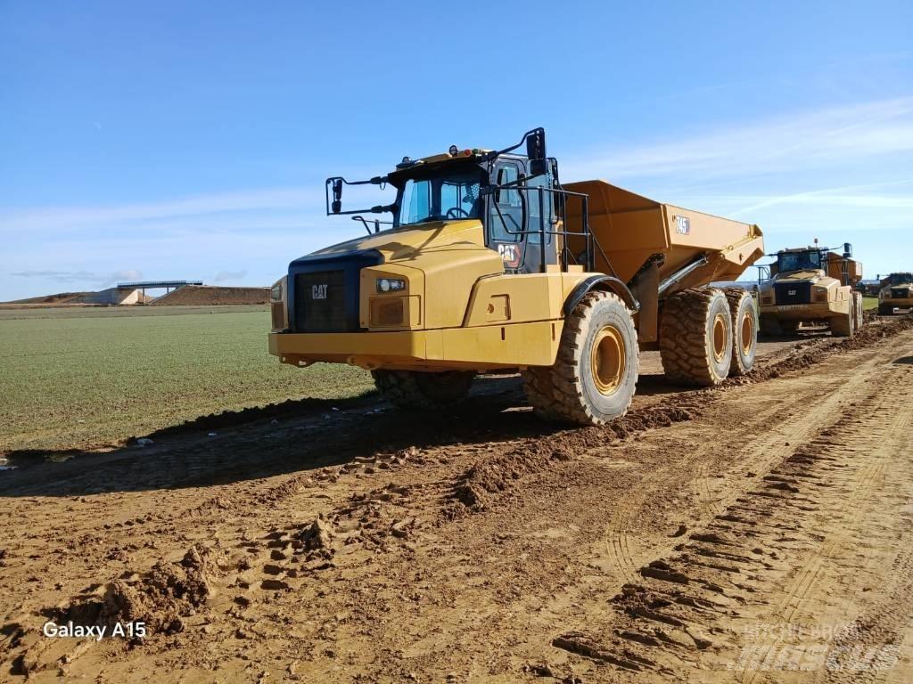 CAT 745 Dumper - Knickgelenk