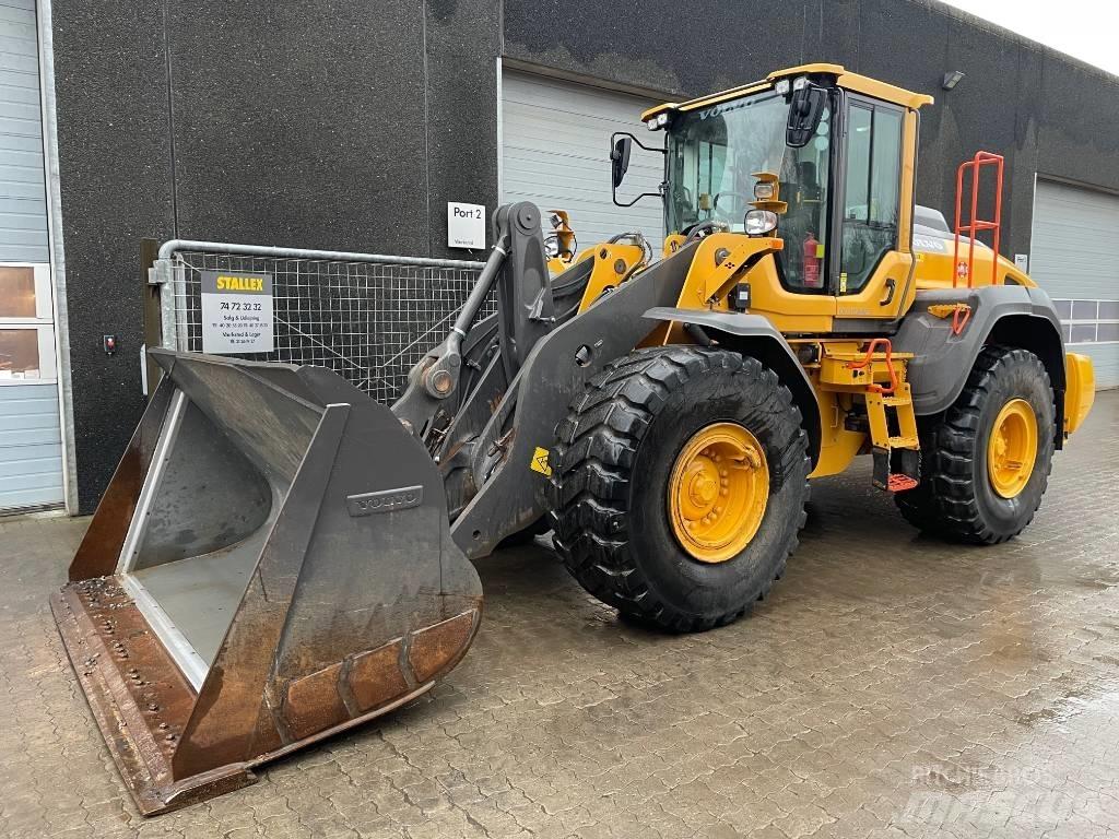 Volvo L110H Radlader