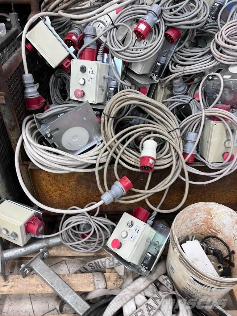 Geda 300 Z-ZP Bauaufzüge