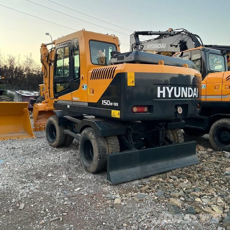 Hyundai R150w Mobilbagger