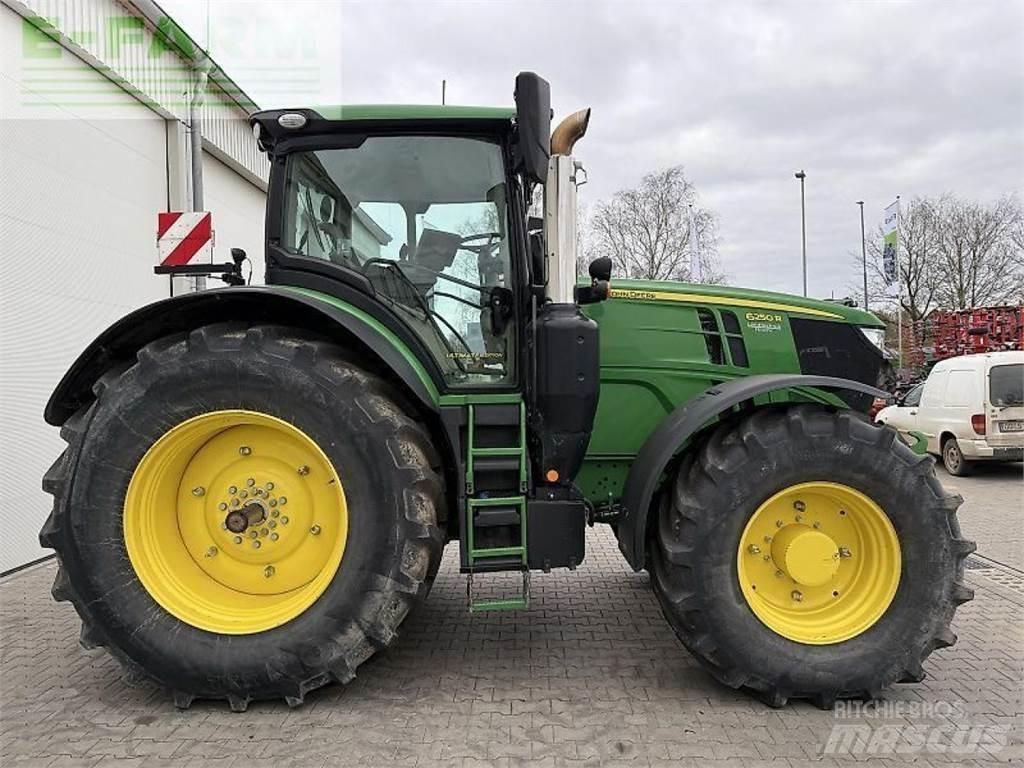 John Deere 6250 r Traktoren